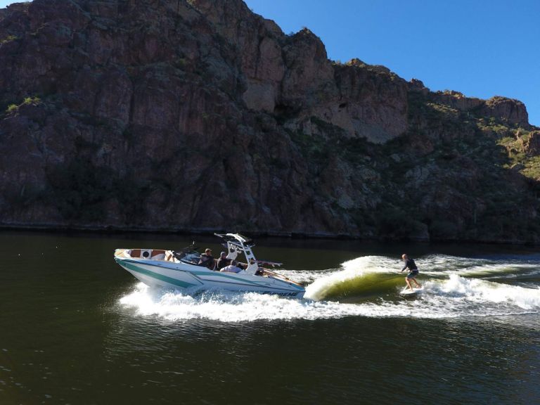 Supreme Boats for Sale Cleveland, TN Wakeboard, Wakesurf & Ski Boats